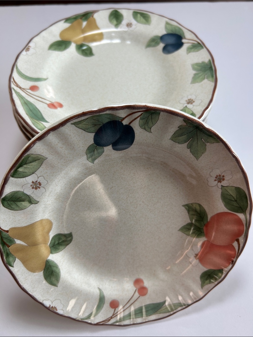 Mikasa pattern, Fruit Panorama Ceramic bread plates- Multicolor